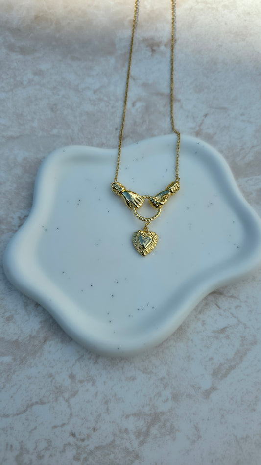 Gold Plated Stainless Steel Necklace Two Hands Holding Hanging Heart Pendant Love Symbol