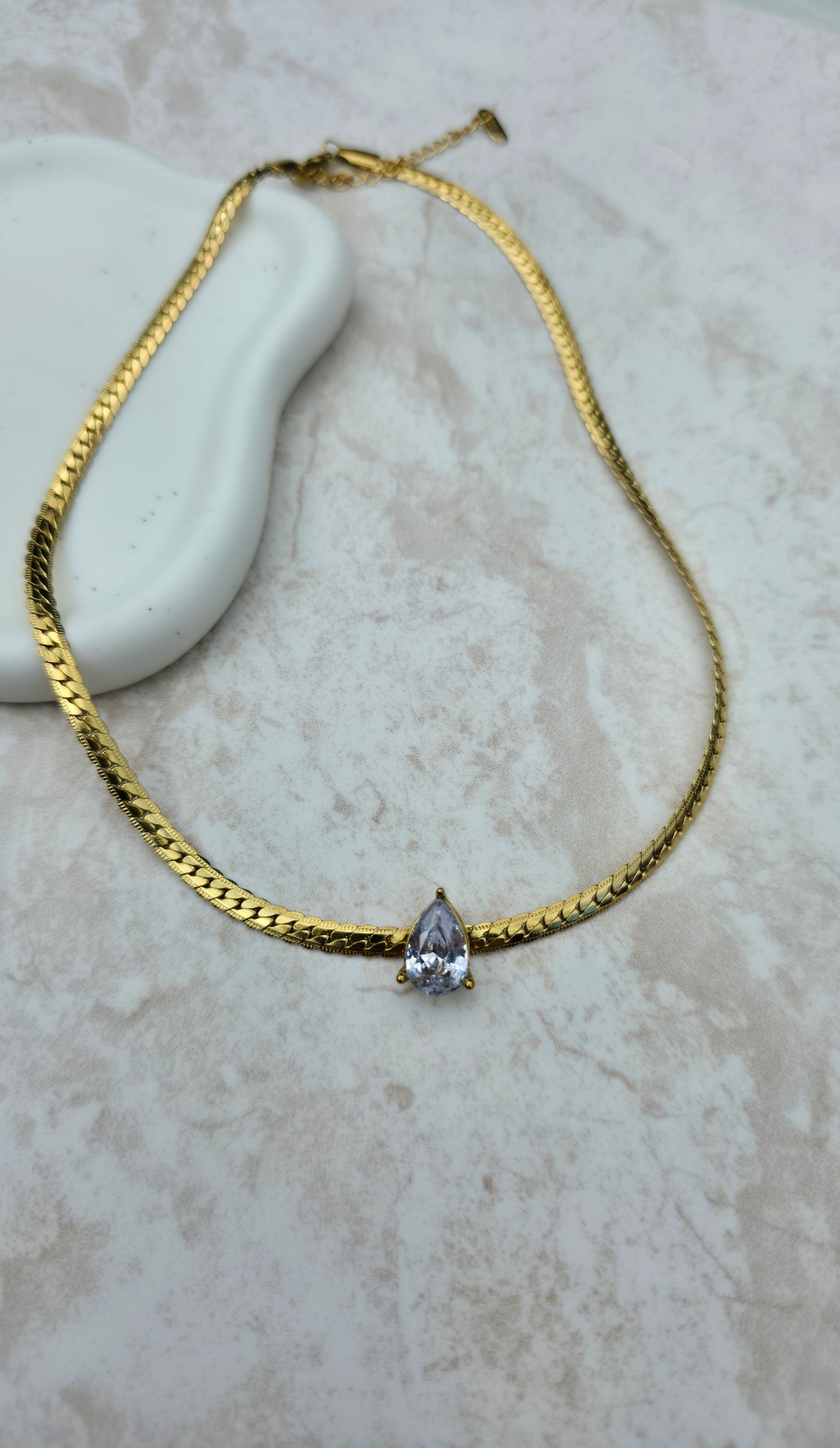 18 K Gold Plated Stainless Steel Necklace Flat Chain Teardrop Zirconia Stone Pendant
